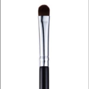 Brand New Anastasia Beverly Hills A27 Brush